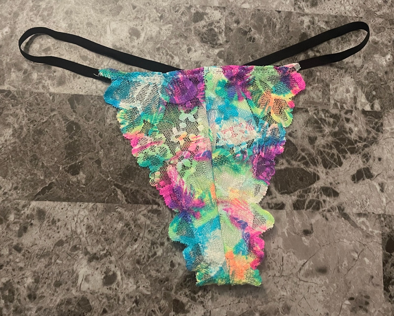 NWT VICTORIA’S SECRET PINK S NEON GREEN ORANGE FLORAL LACE RARE V STRING PANTIES