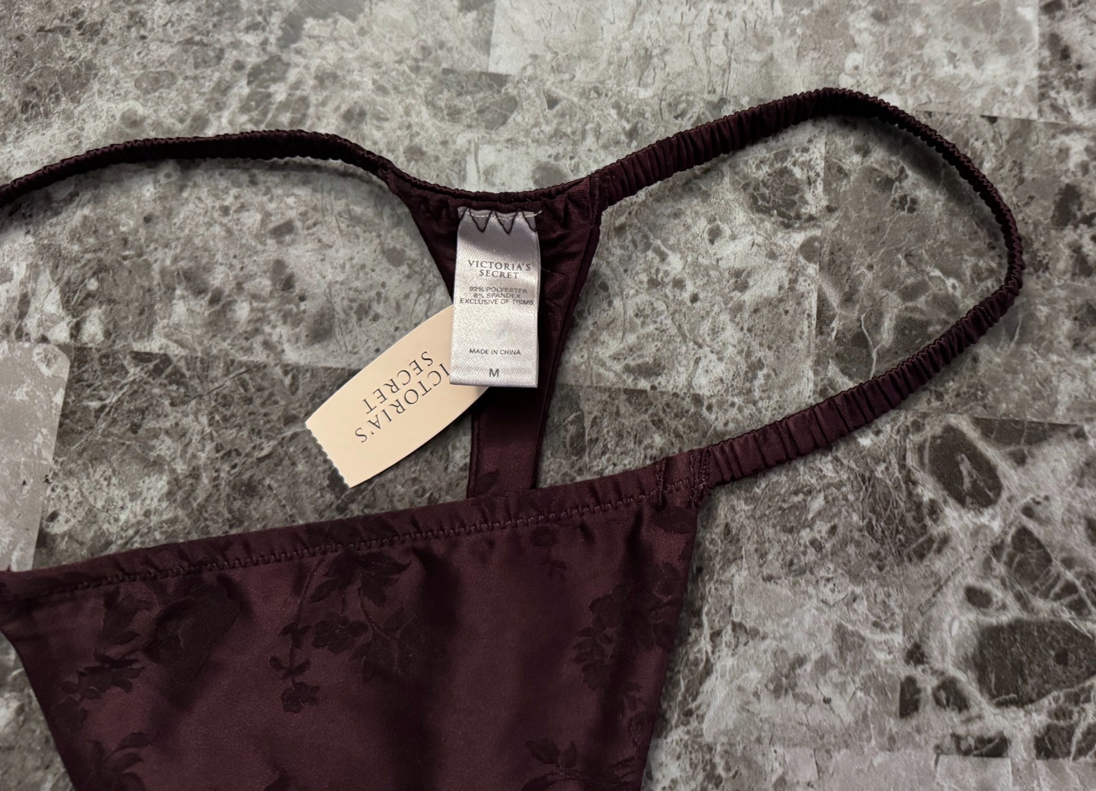 NWT VICTORIA’S SECRET MEDIUM SMOOTH FLORAL JACQUARD VINTAGE RARE THONG PANTIES