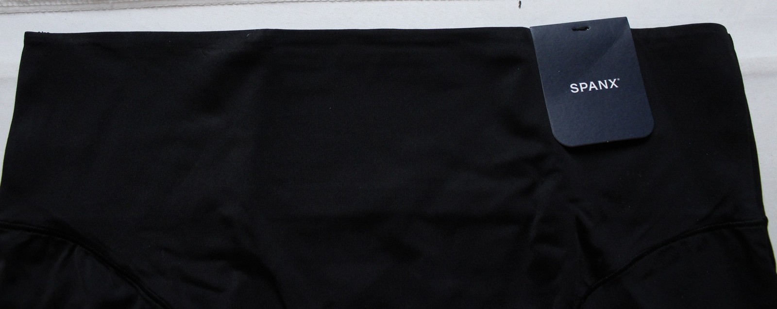 Spanx Women’s Contouring Smoothing Quick Dry Thong DH3 Very Black Large NWT