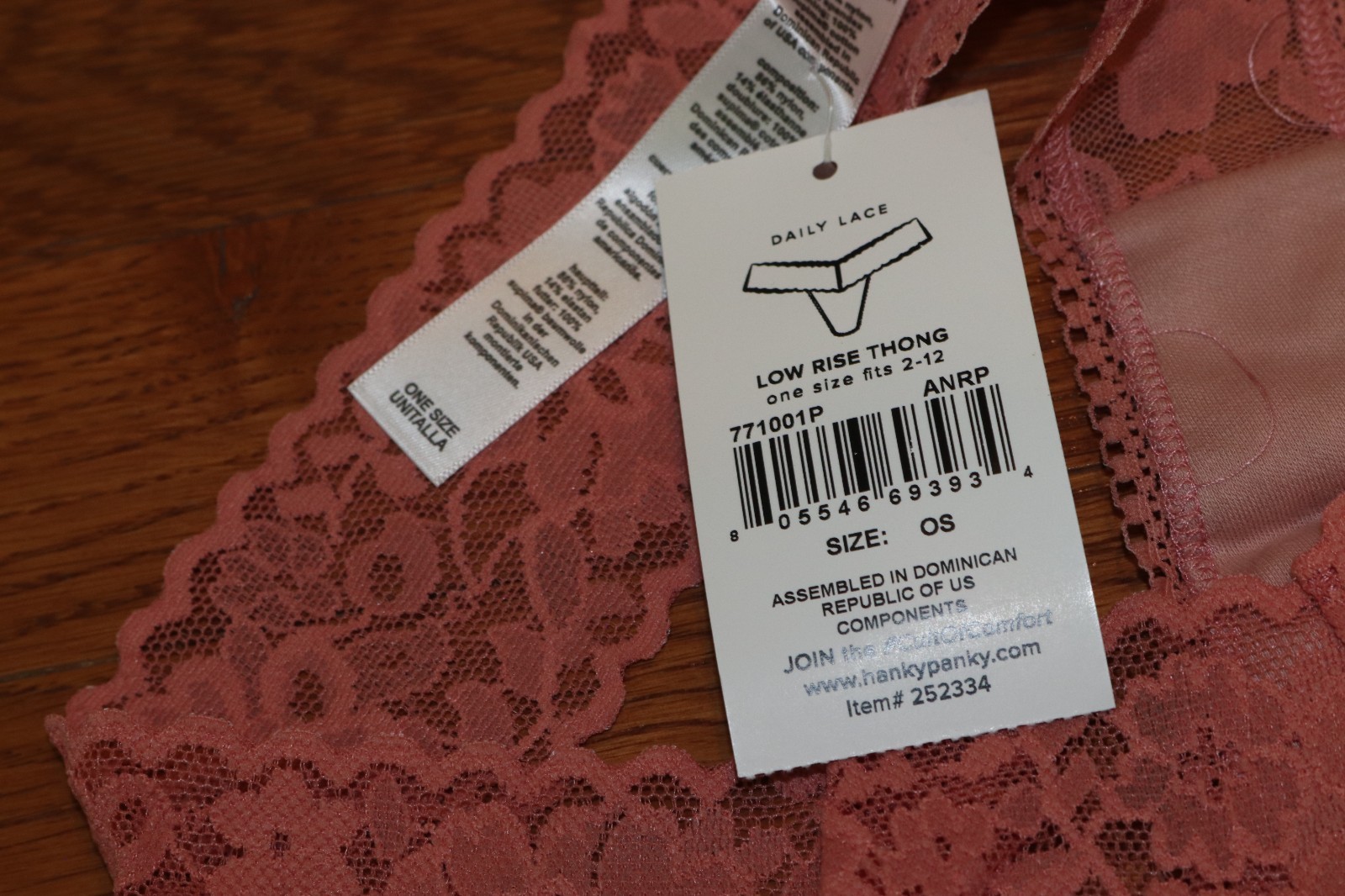 BNWT Hanky Panky Daily Lace Low Rise Thong One Size Fits All MSRP $24!!