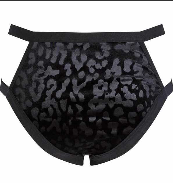 Brand new Killstar size XL Wicked Game panty black with silver metal