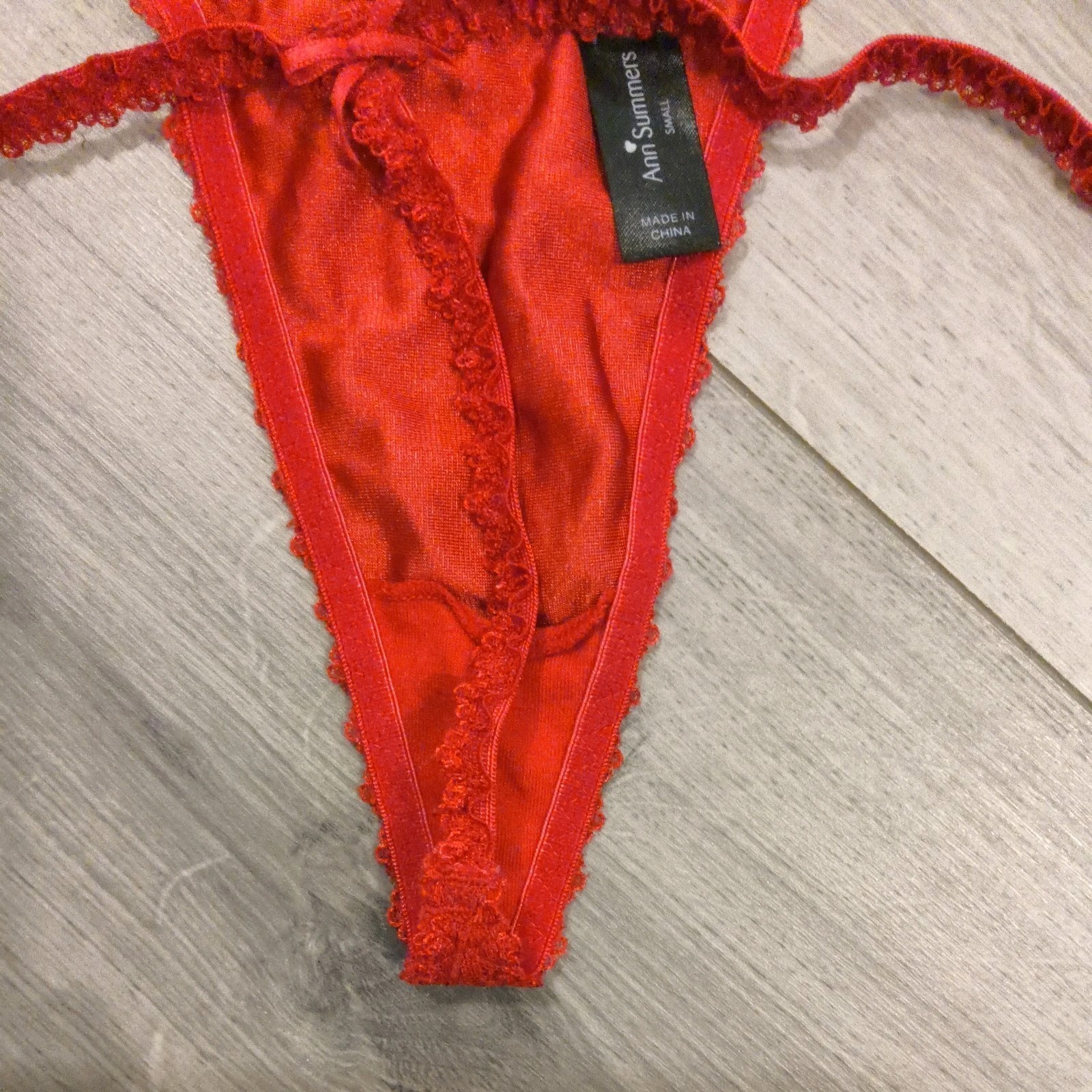 BNWOT Vintage Ann Summers Red Lace Entice G String Thong Size Small