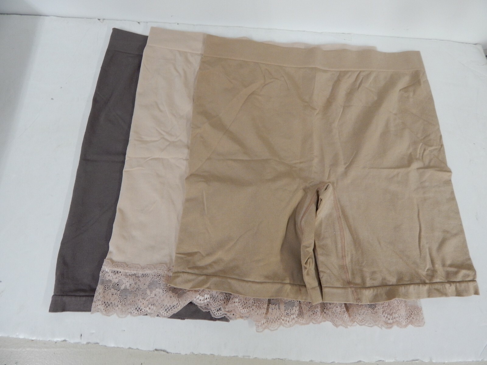 Breezies Seamlss Smthing Mid-Thigh Short Set of 3-Mocha/Nude/Sunbeige-1X-A374503
