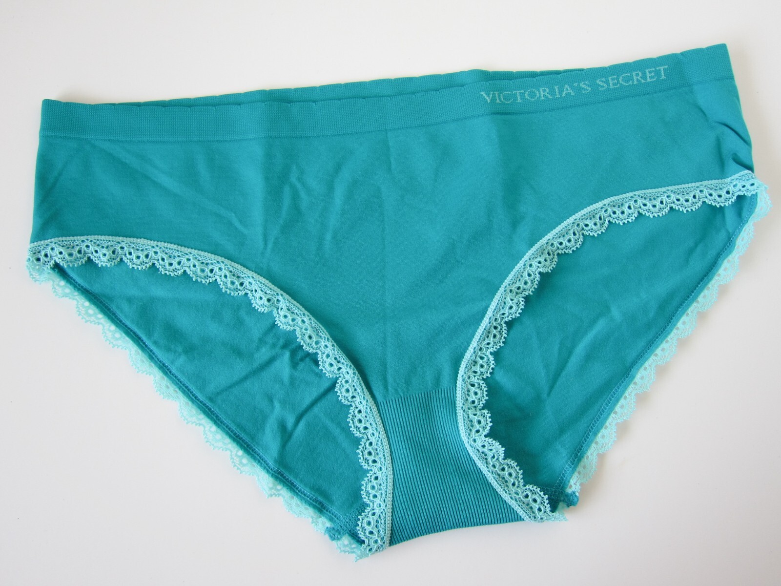 1 NEW Victoria’s Secret VTG 2013 Seamless Ruffle Hiphugger Culotte Panty LARGE