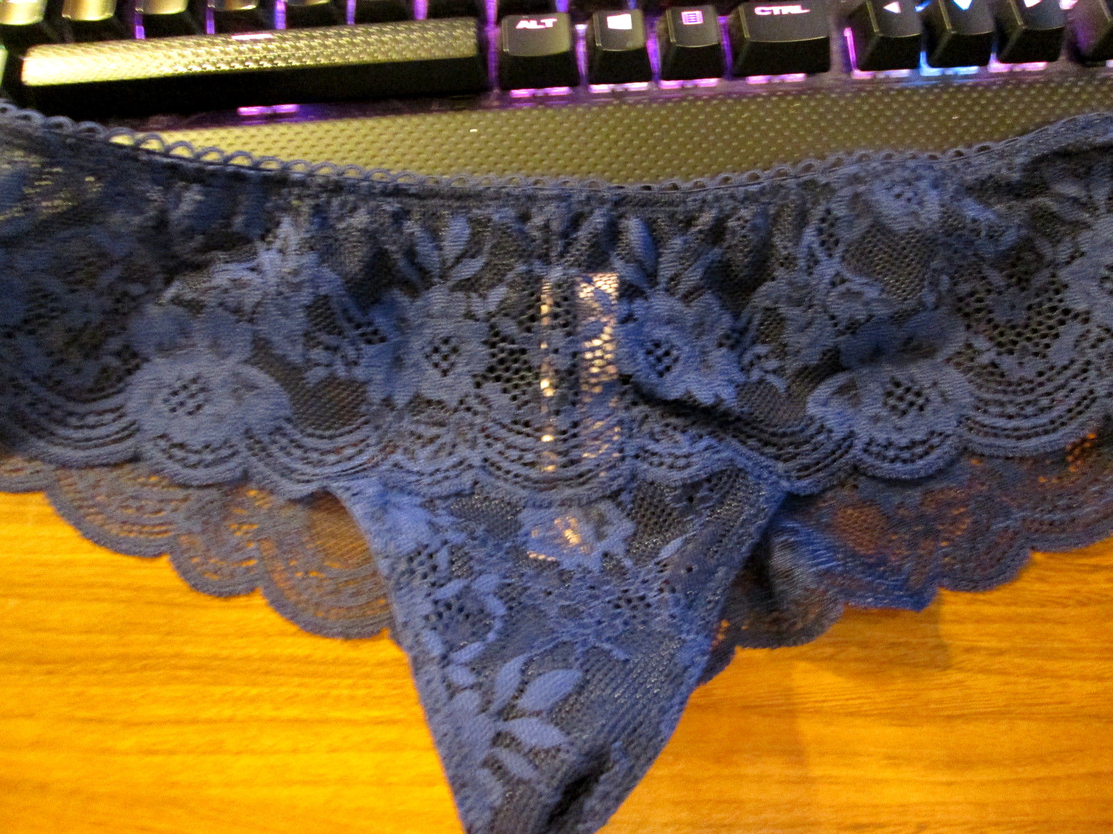 New w/Tag 🖤Victoria’s Secret Dream Angels💲Discounts on 2+💲Thong Size XS, S🖤