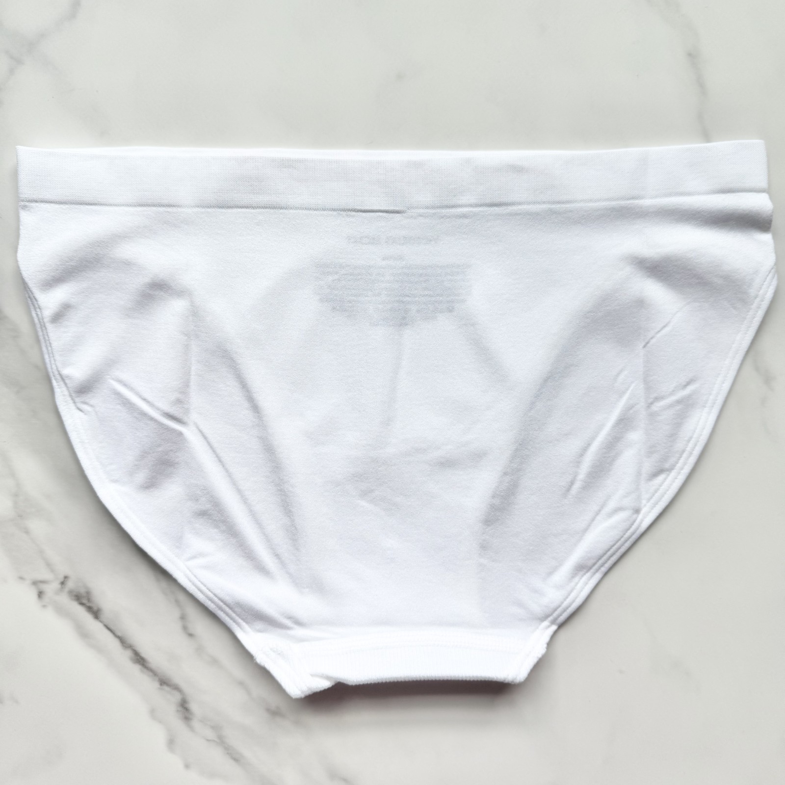 Victoria’s Secret Seamless Solid Bikini Panty VS White Size S