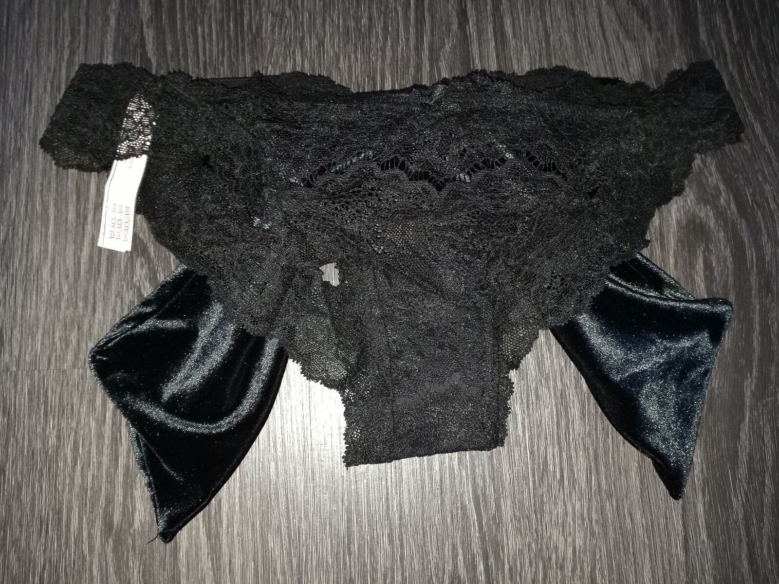 Vs dream angel velvet bow back cheekini Panty BRAND NEW SIZE medium black