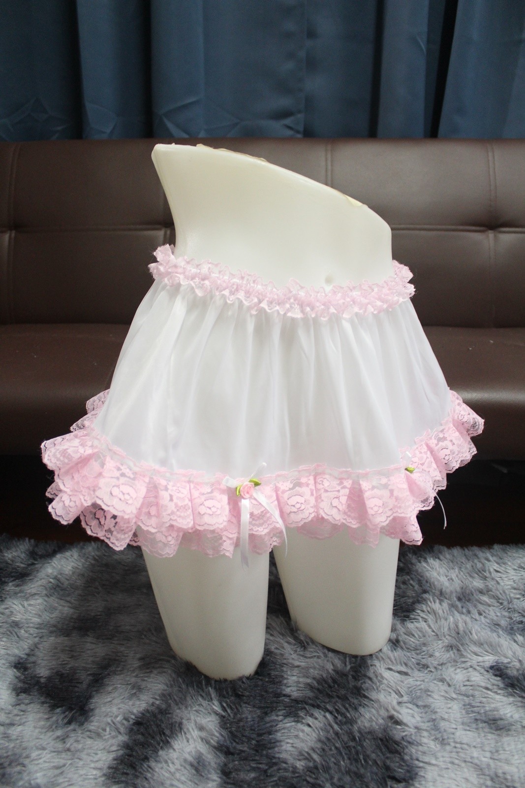 #A274 Vintage Style 2XL/ElasticW.24-42″ White Nylon Pink Lace Half Slip Length8″