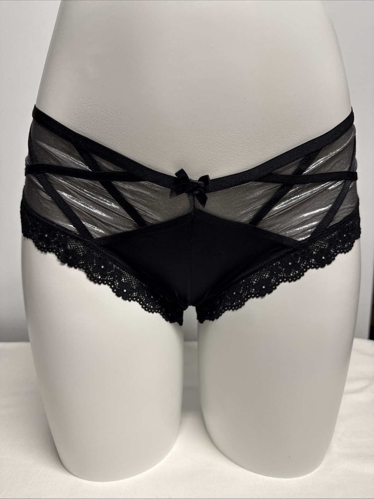 VICTORIA’S SECRET Cheeky Panty Metallic Sheer Silver Strappy Lace Edging Med
