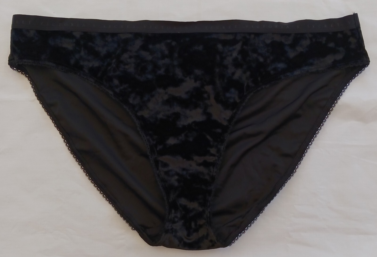 Victoria’s Secret Bikini Panties Black Velvet Texture Logo XXL
