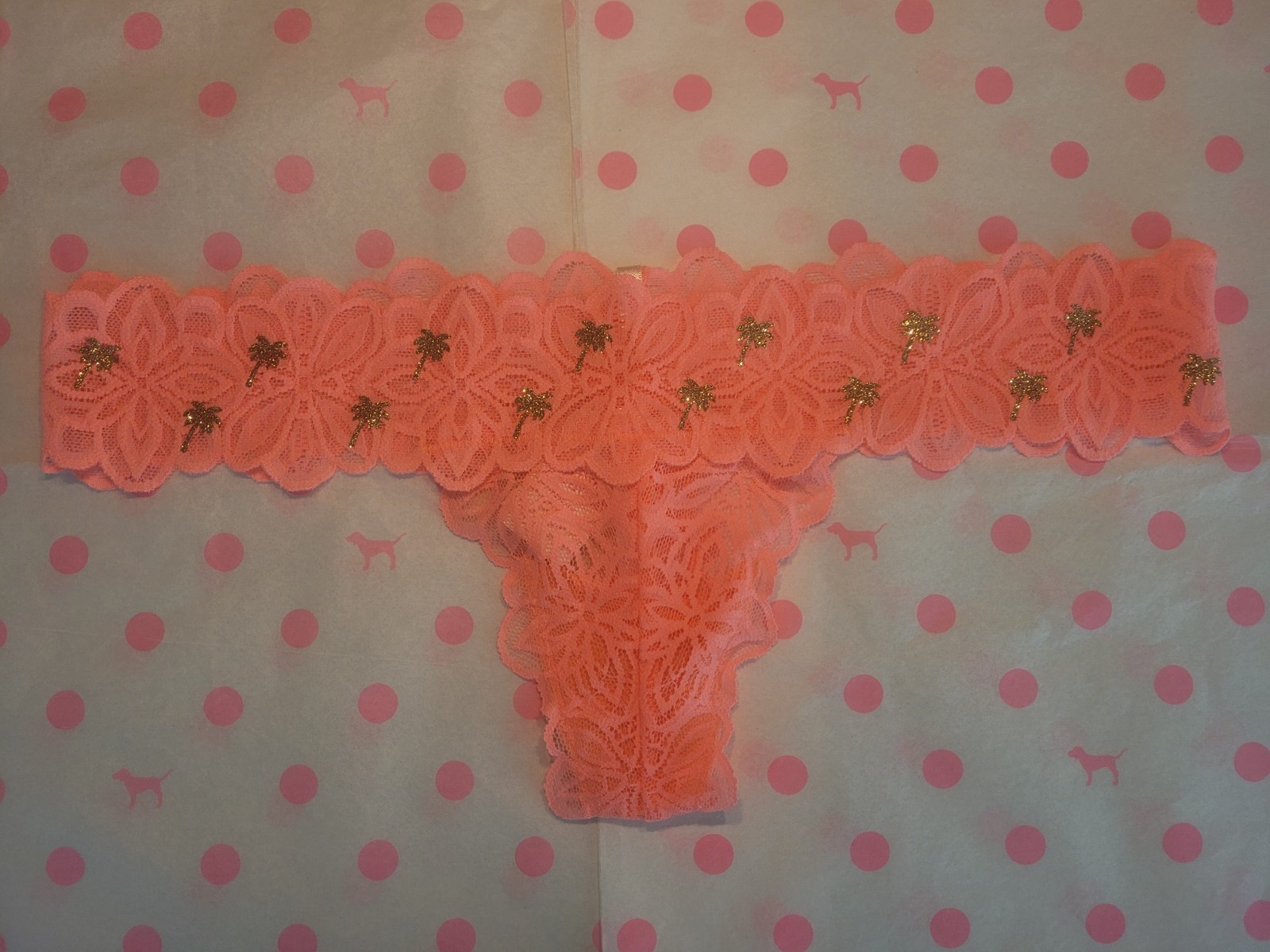 NWT Victoria’s Secret PINK ALL Over Lace Thong Panty – Tropical Punch Bling – M