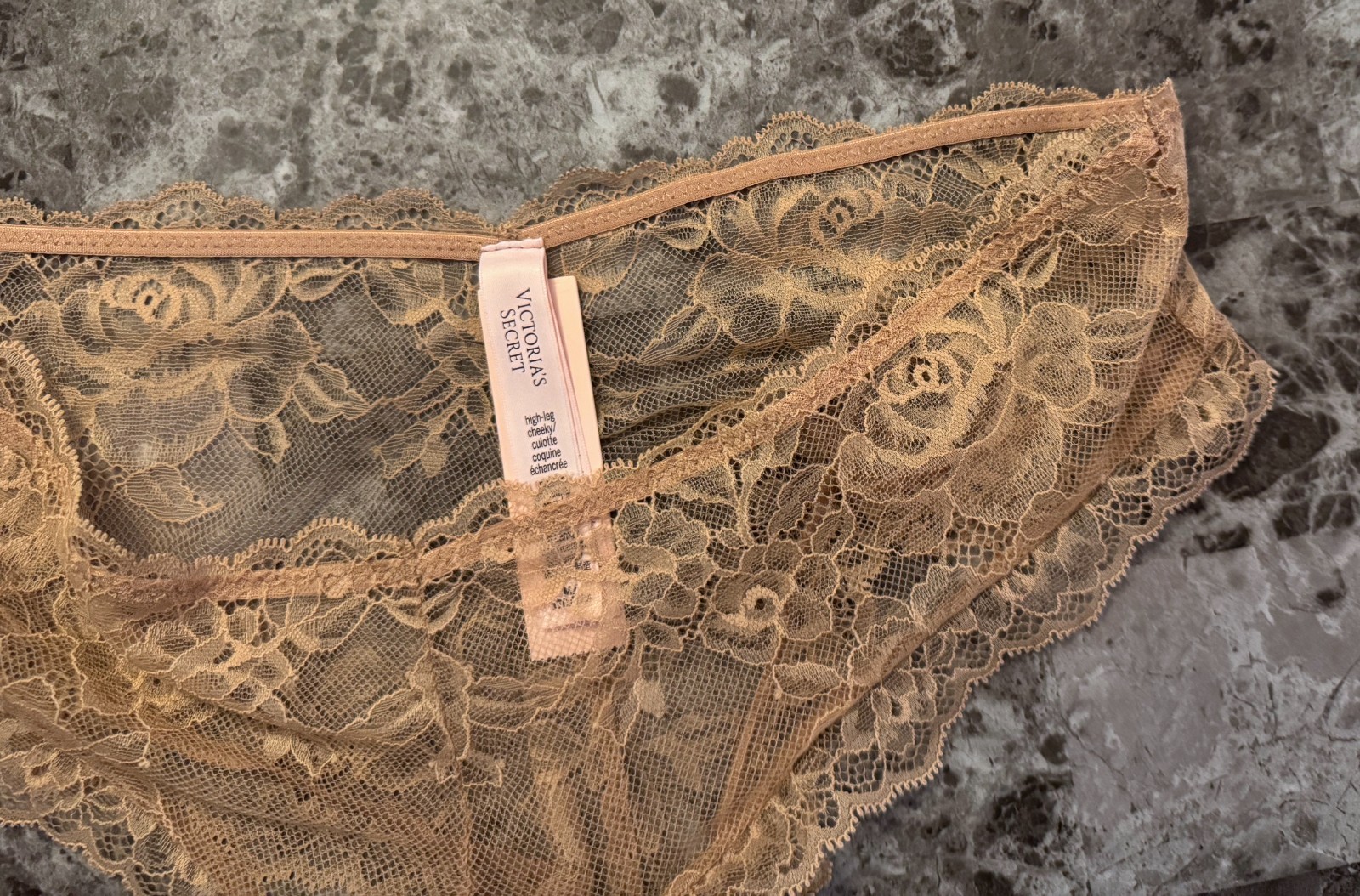 NWT VICTORIA’S SECRET M BEIGE NUDE FLORAL LACE STRETCH HIGH LEG CHEEKY PANTIES