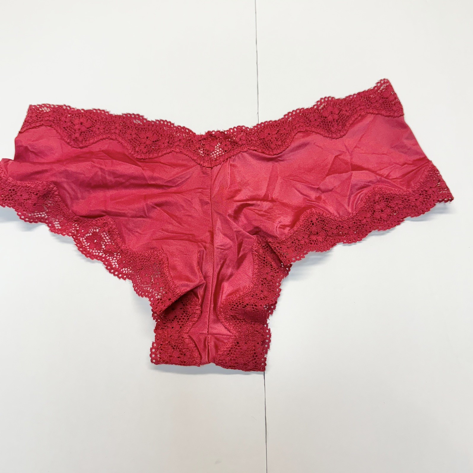 2017 Victorias Secret Very Sexy Cheeky Maroon Smooth and Lace Panties Size Small
