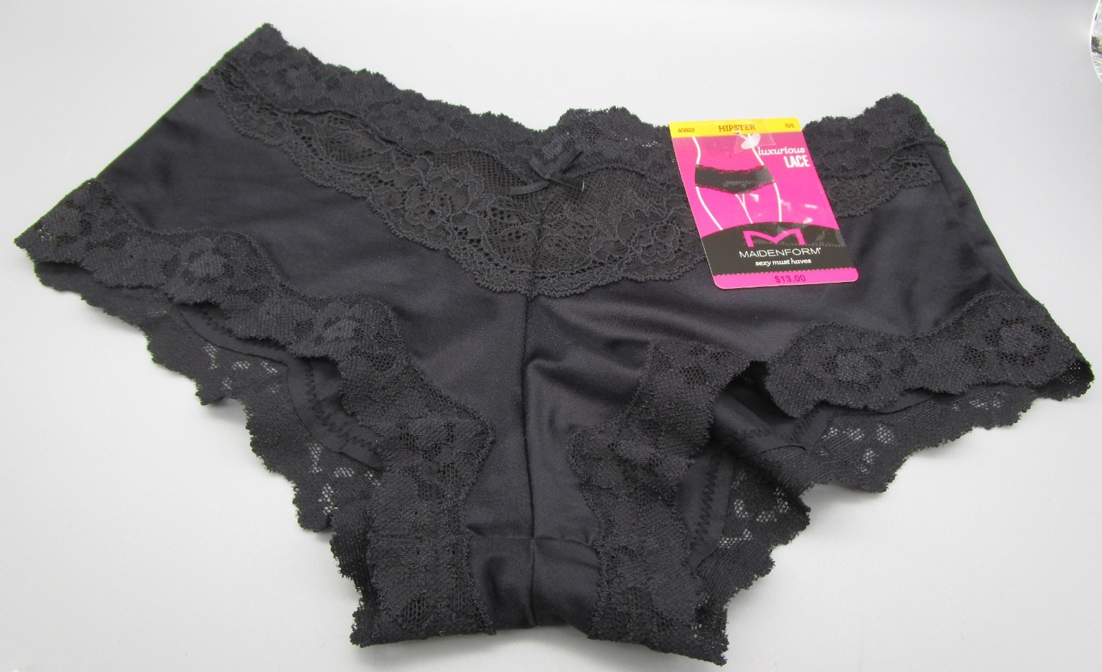 MAIDENFORM~S 5~40823~Black Luxurious Lace Cheeky Hipster