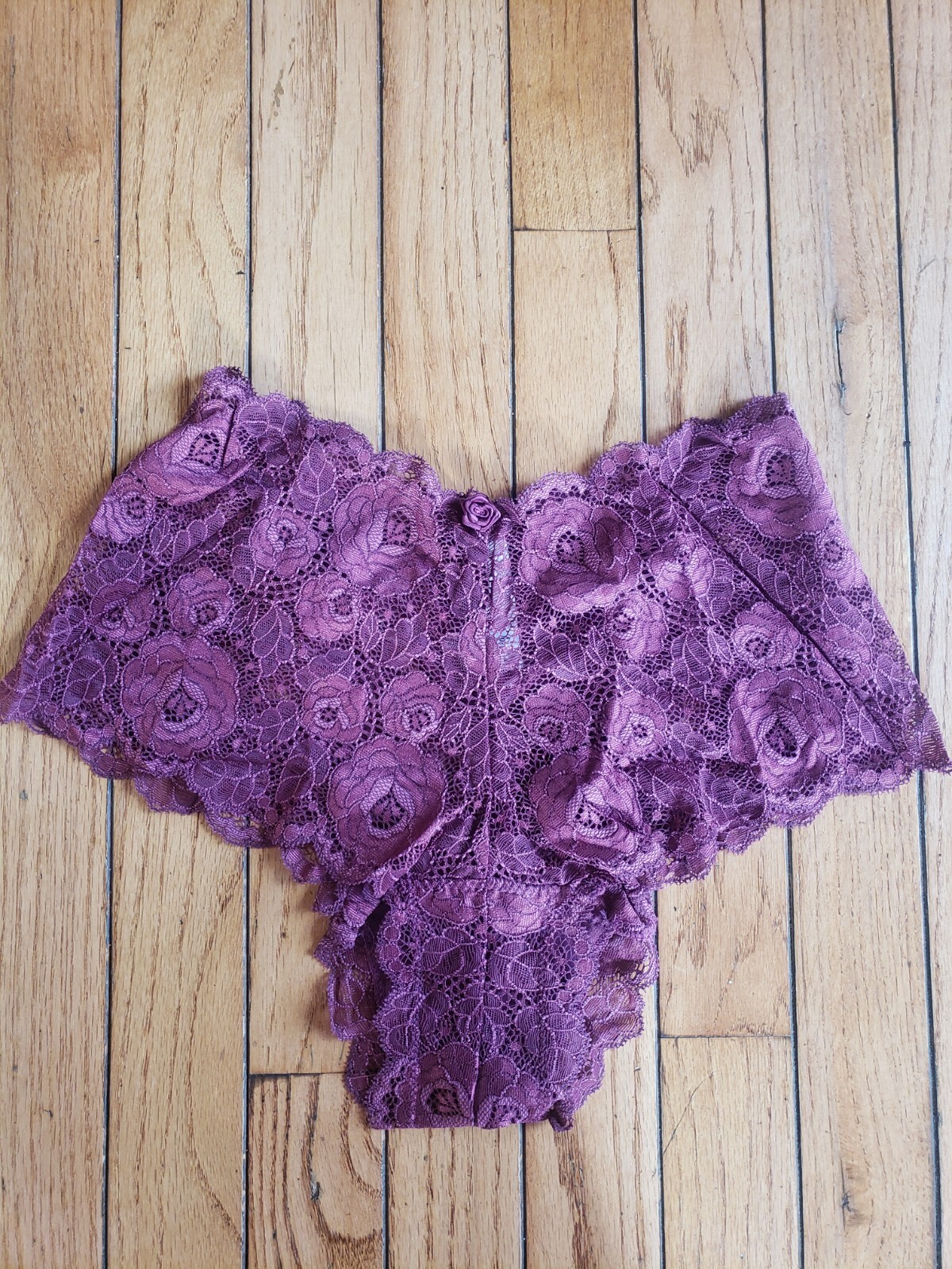 NWOT Victoria’s Sexy Rose Lace Tanga Panty Dark Cherry Size Large