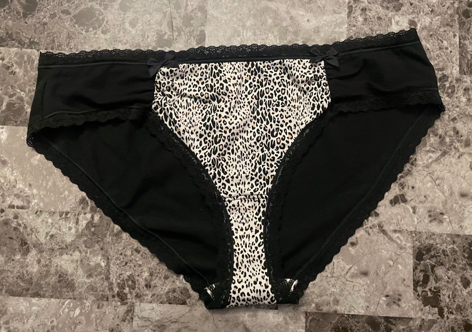 NWT VICTORIA’S SECRET XL BLACK LEOPARD CHEETAH LACE RUCH RARE HIPHUGGER PANTIES