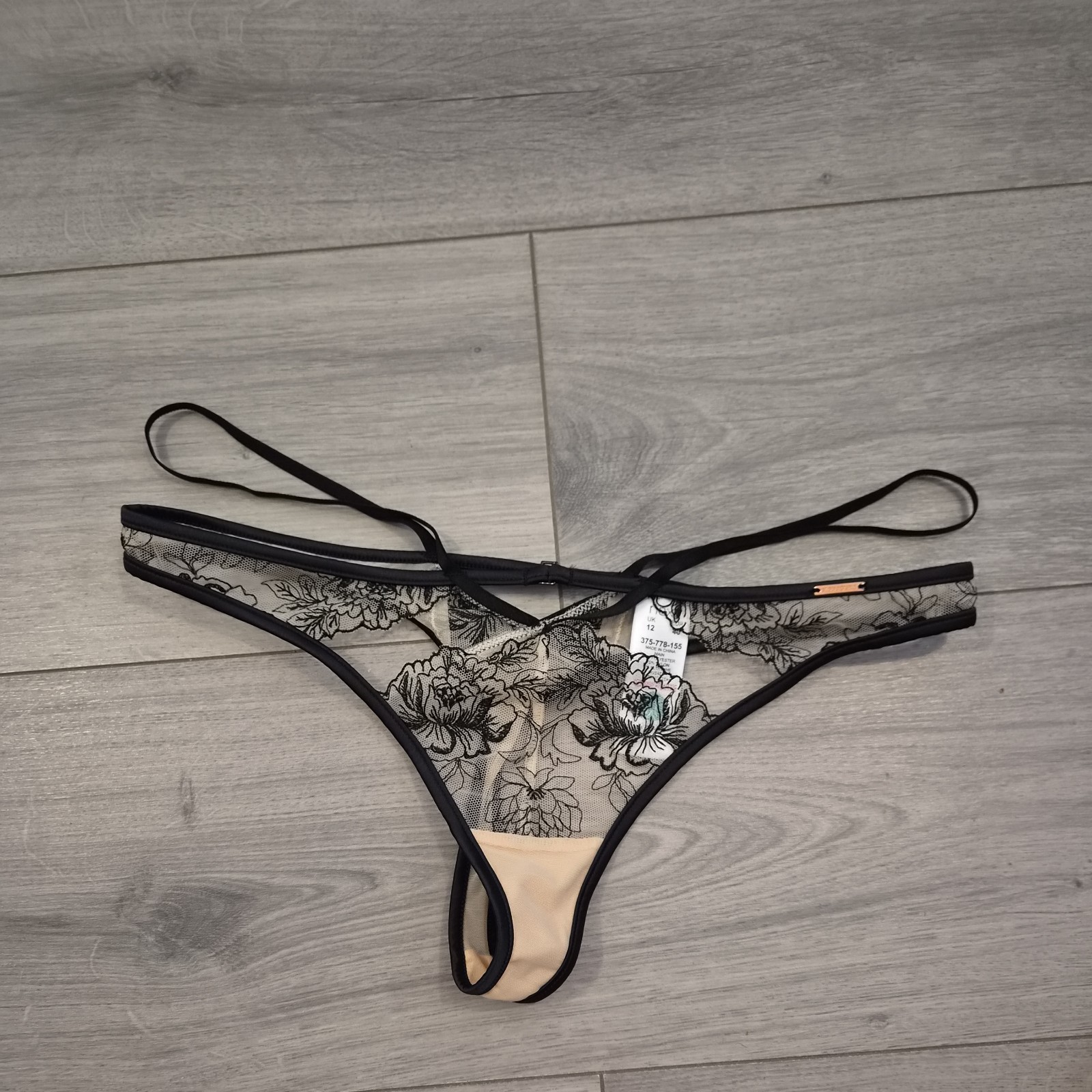 BNWOT Next Signature Black & Cream Sheer Strappy Embroidered Cut Away Thong 12