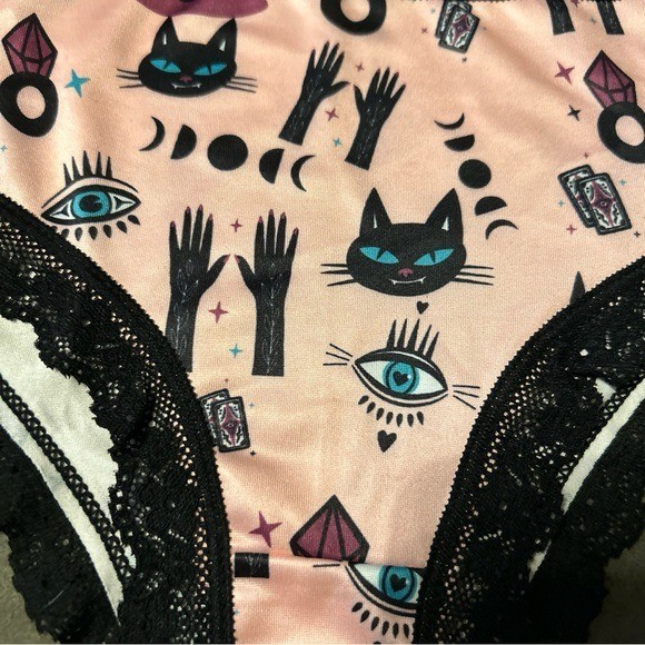 Morvia 3pk lace trim goth Emo Punk panties L skull Moon, Cats, Bats Lingerie 2X