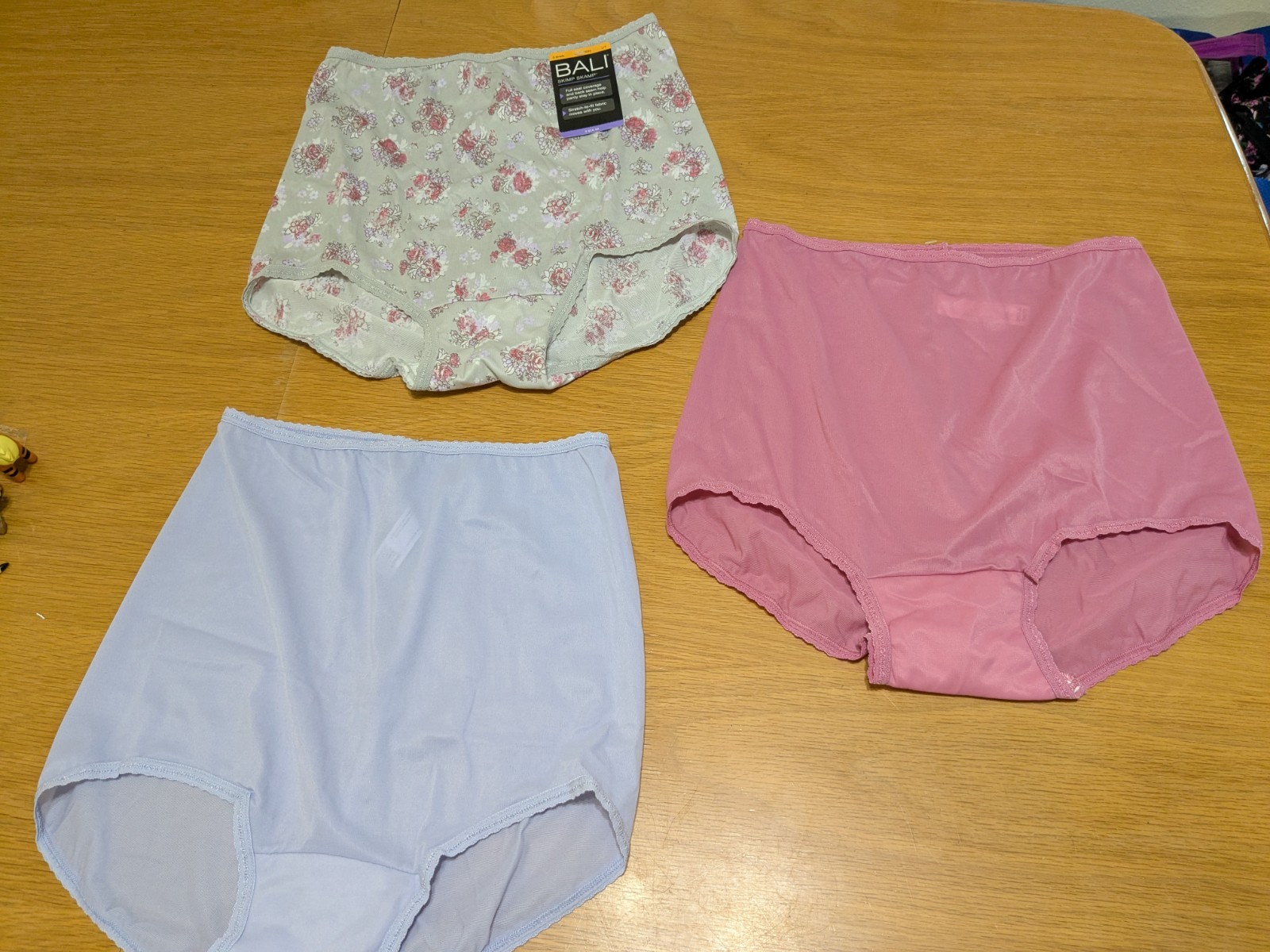 Bali 3 Pair Briefs Skimp Skamp Panties Size L/7 Multi-Color NEW