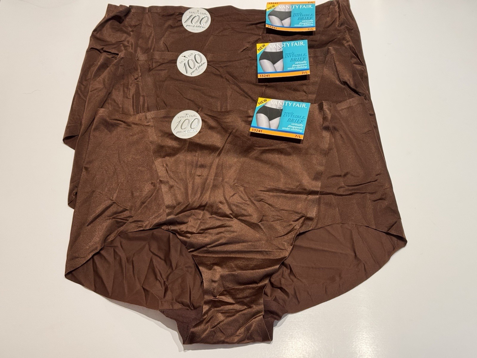 NWT Vantiy Fair Nearly Invisible Brief Panties 13241 7 L 3 Pairs