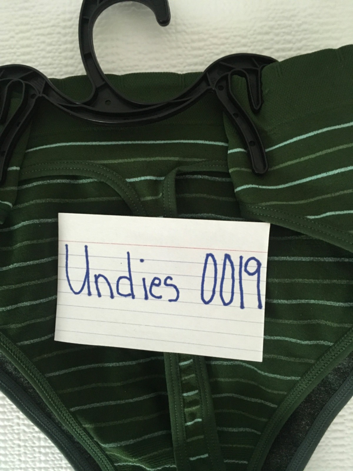 Kindly Yours Seamless Thongs 3 Pack Women Size XXL 20 Green Gray New with Tags