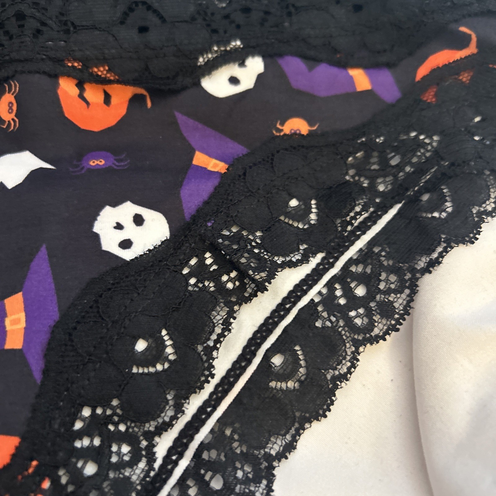 Morvia 3pk lace trim goth Skater Emo Goth panties M Blk & White Purple Skull Plu