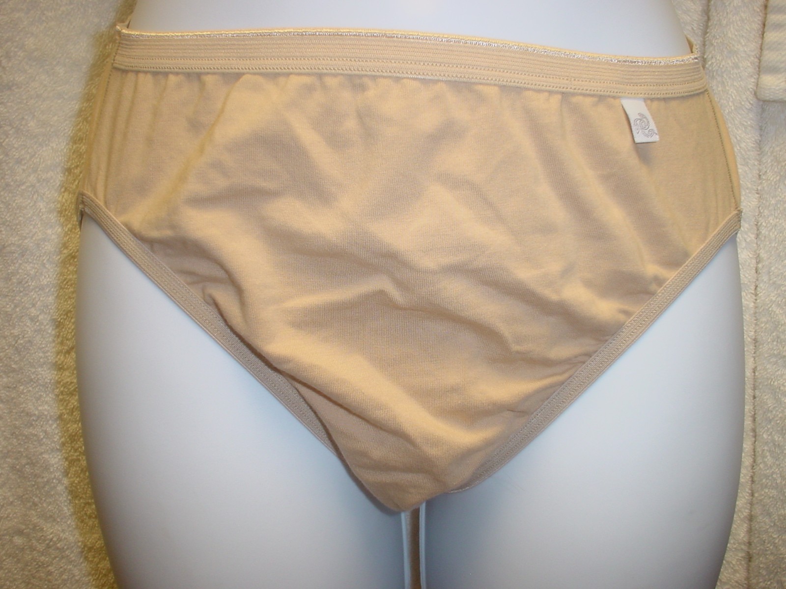 Jockey 90% Nylon/10% Spandex Panty Size 6 Buff Lot of 4 SP