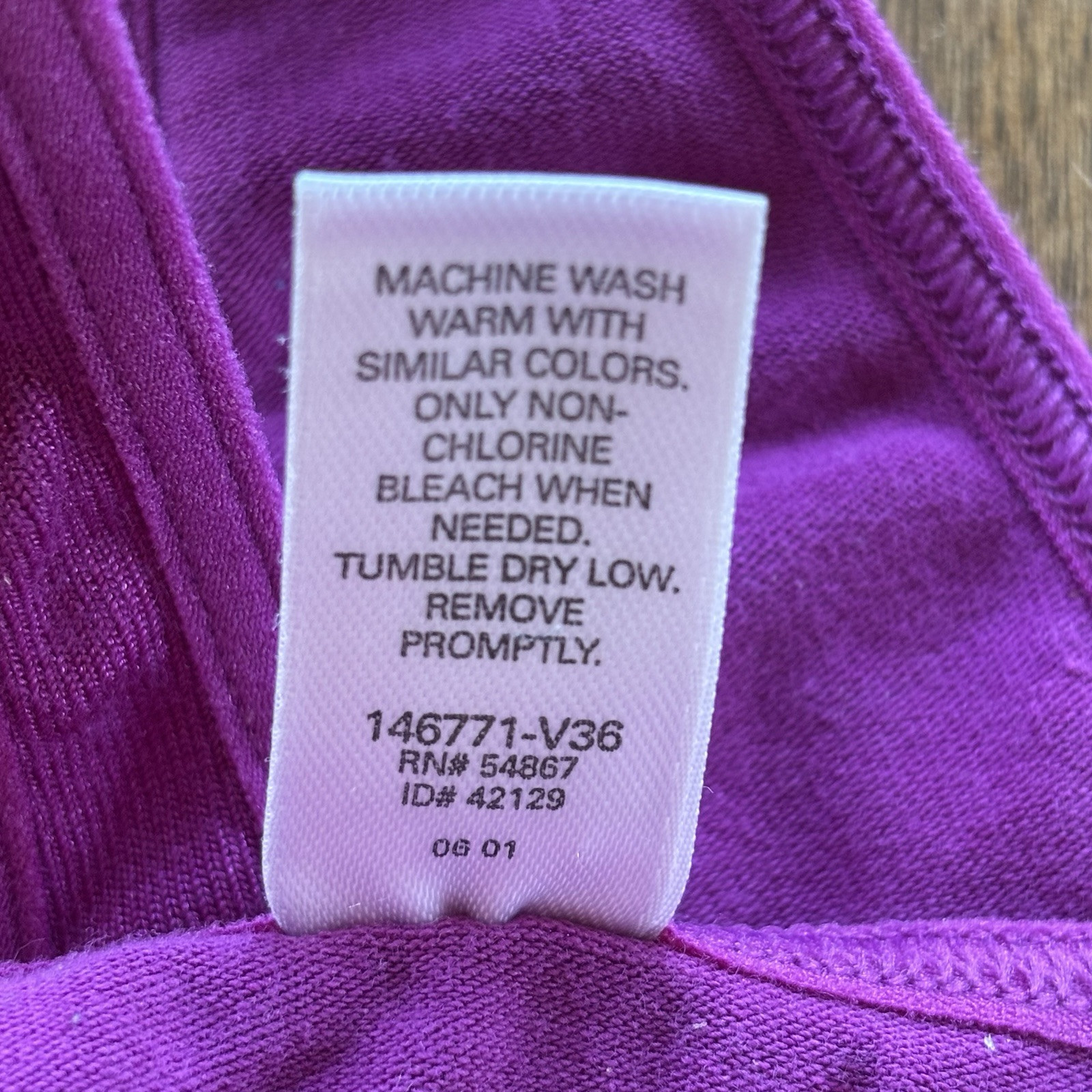 Vtg 2001 Victoria’s Secret Metallic Shine Cotton/Nylon Thong Panty Small Purple