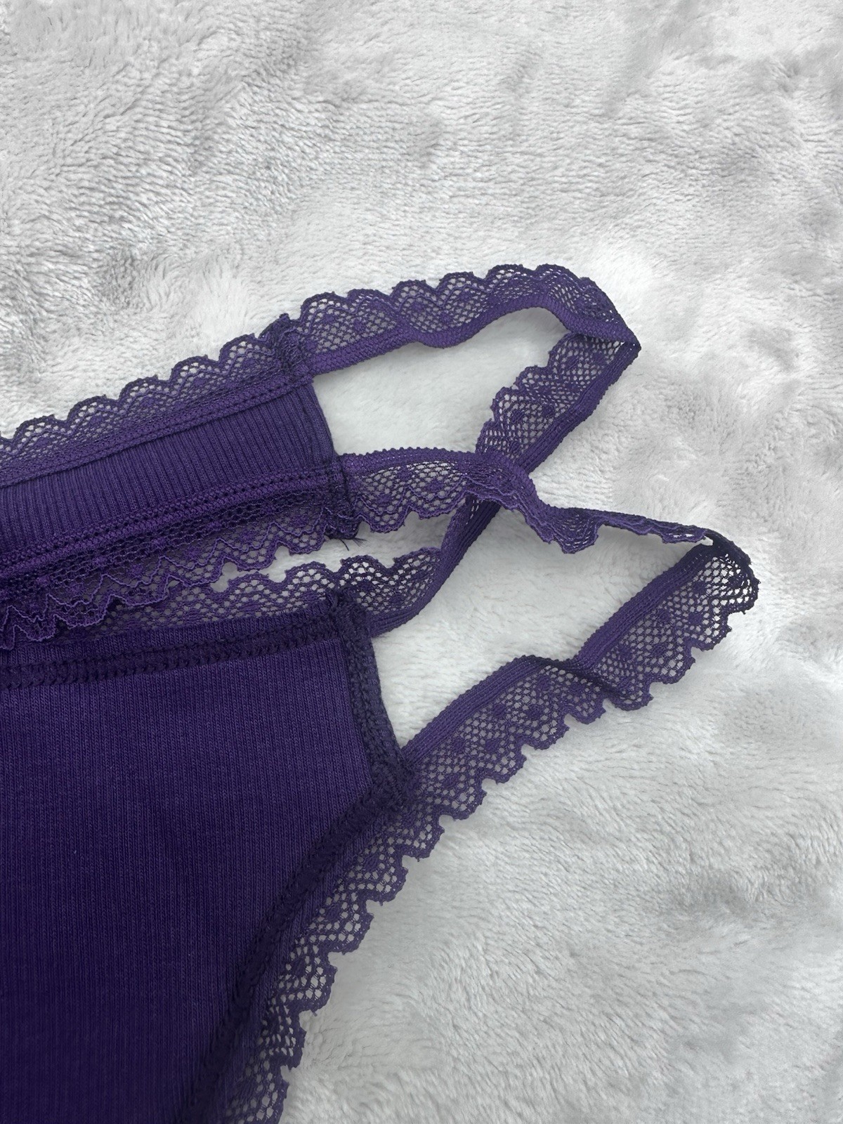💕VICTORIA’S SECRET “PINK” Wink Lace Trim DOUBLE STRAP Thong Purple LARGE