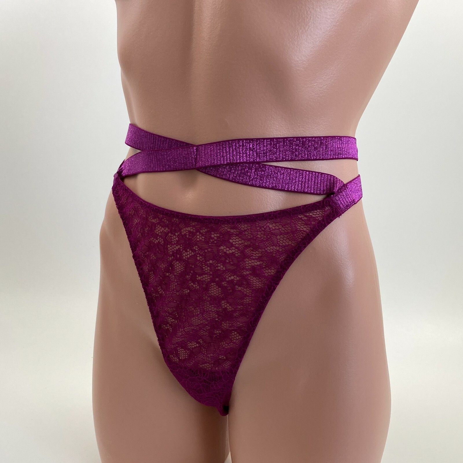Victoria’s Secret Very Sexy Strappy Floral Lace Brazilian/Slip Burgundy XL NWT