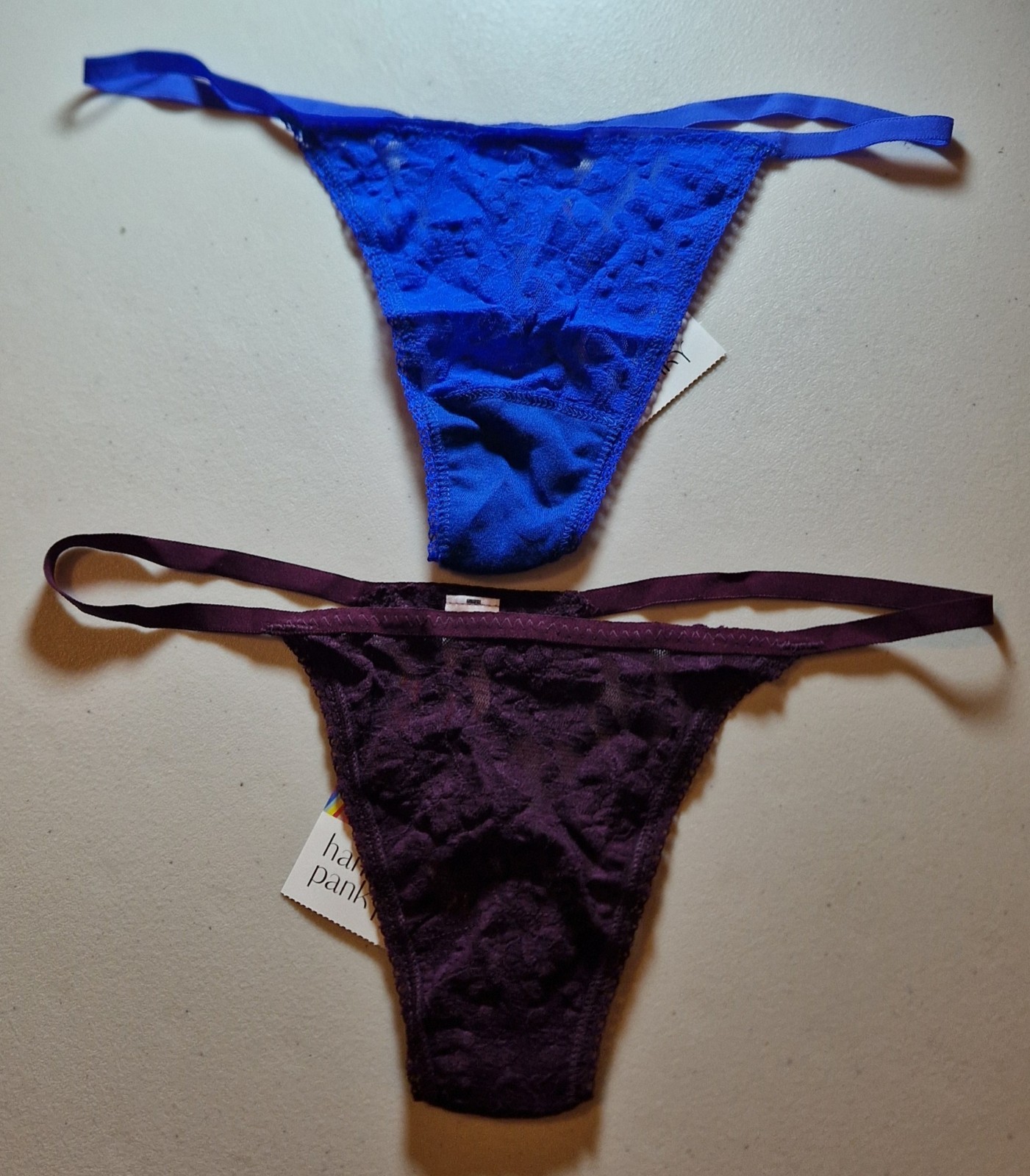 Hanky Panky Signature Lace G-String Thong 2 Pair Set One Size fits all 8-16 NEW