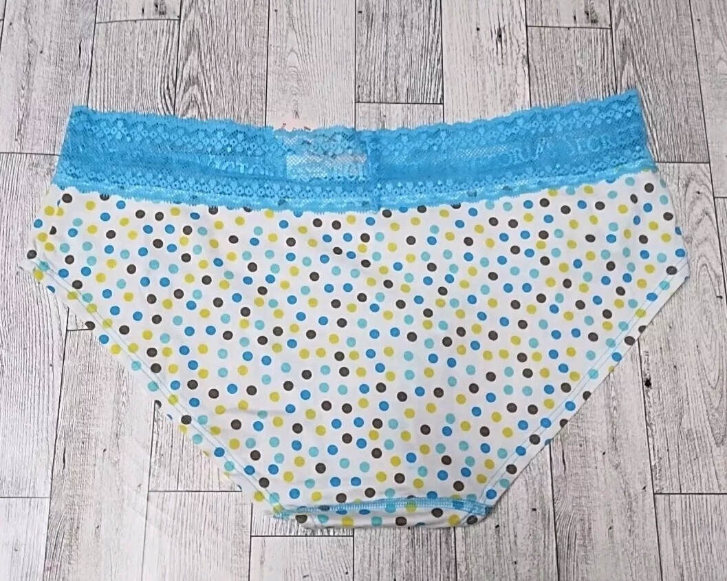 NWT Victoria Secret 2 Pair Panties Size Large – Low Rise Hiphugger/Bikini