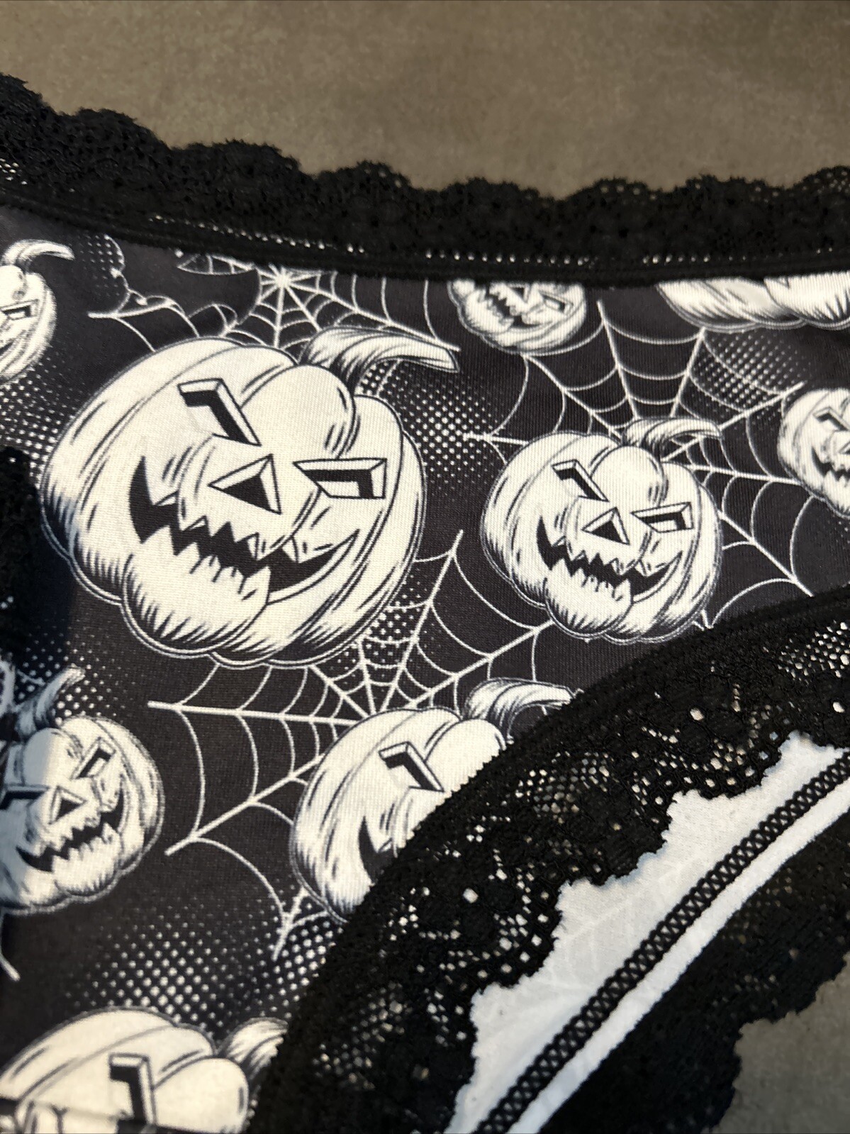 Morvia 3pk lace trim goth Skater Emo panties Emo Goth Santa Hat, Skull & Hallowe