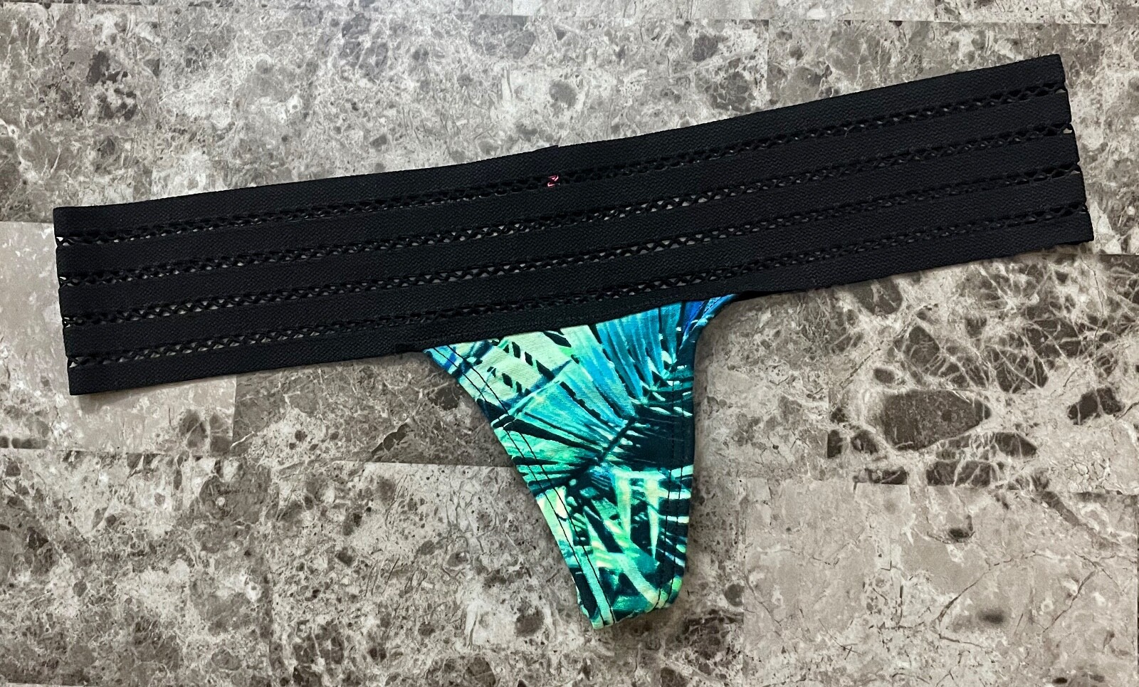 NWT VICTORIA’S SECRET PINK XS BLUE GREEN PALM NETTED BAND RARE THONG PANTIES