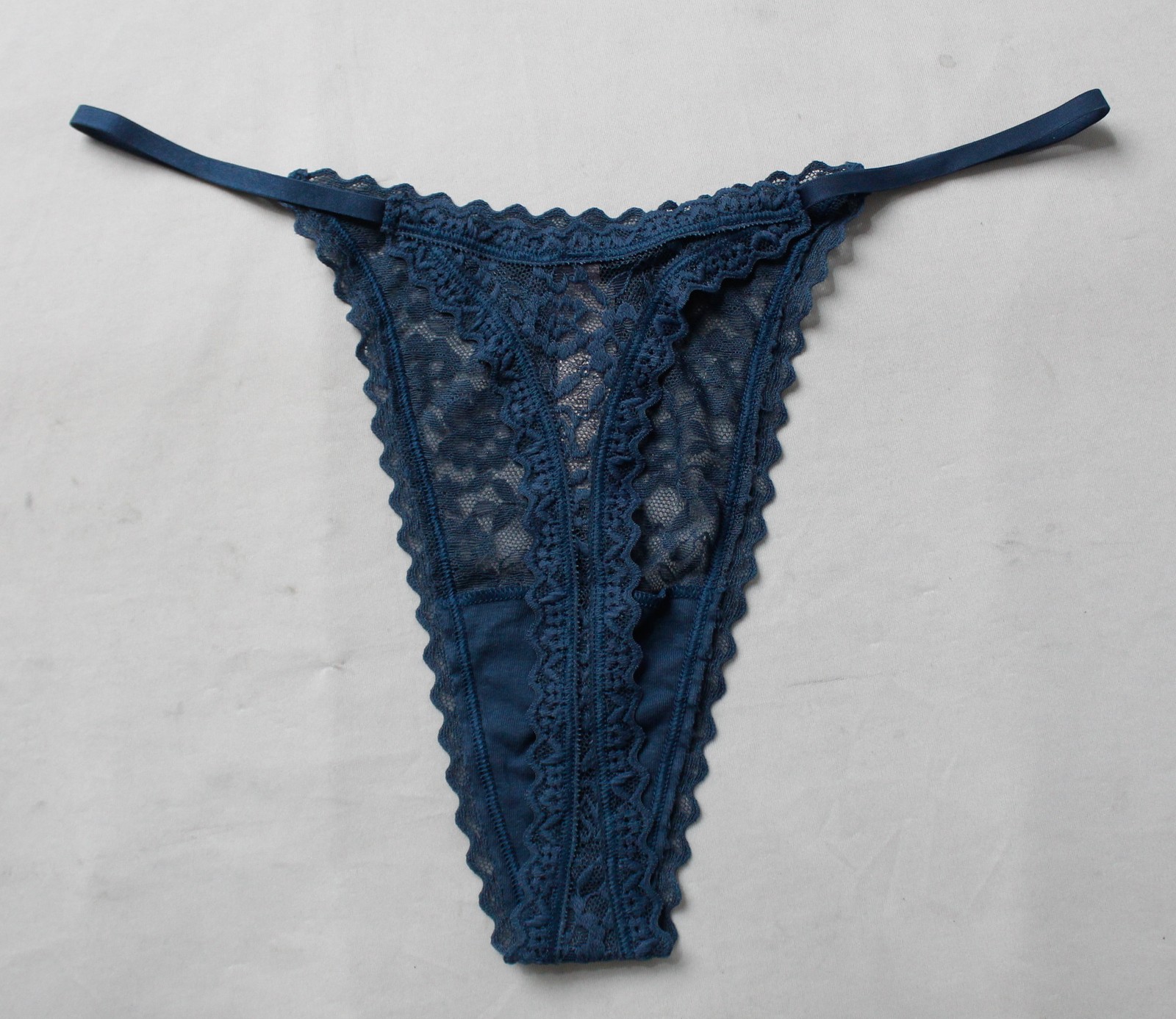 Victoria’s Secret Women’s The Lacie Lace String Thong Panties NN7 Blue XL NWT