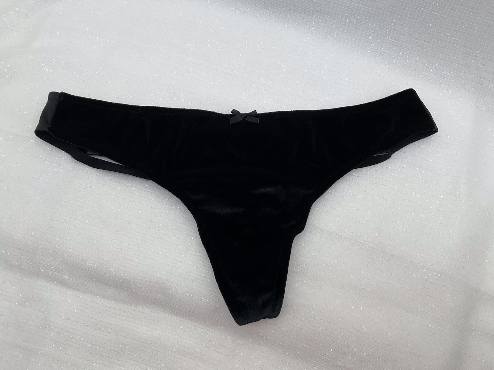 Victorias Secret Solid Black Very Sexy Velvet Satin Bow Open Back Thong Panty XL