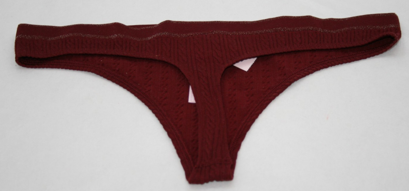 Victoria’s Secret Seamless Cable Knit Thong Panty Sangria Red Low Rise Sz M NEW