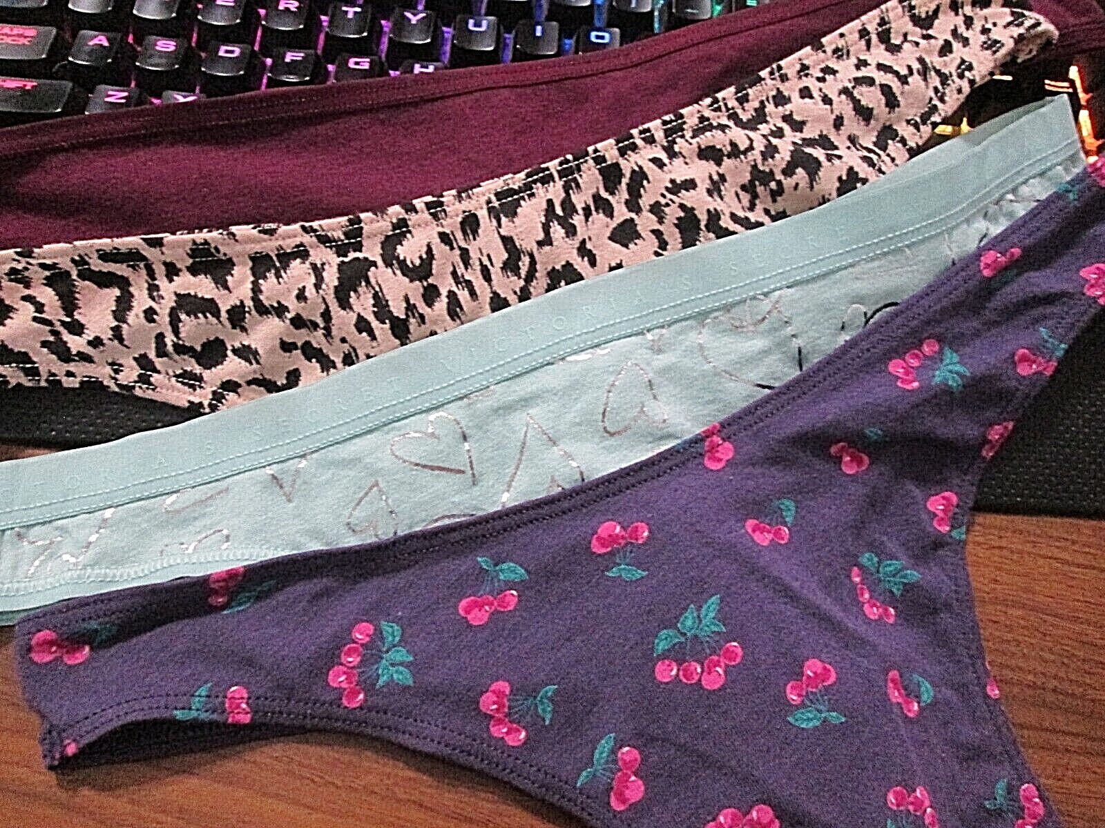 New w/tag Victoria’s Secret💲Discounts on 2+💲💘Cotton Thong💘XS,S,M,L