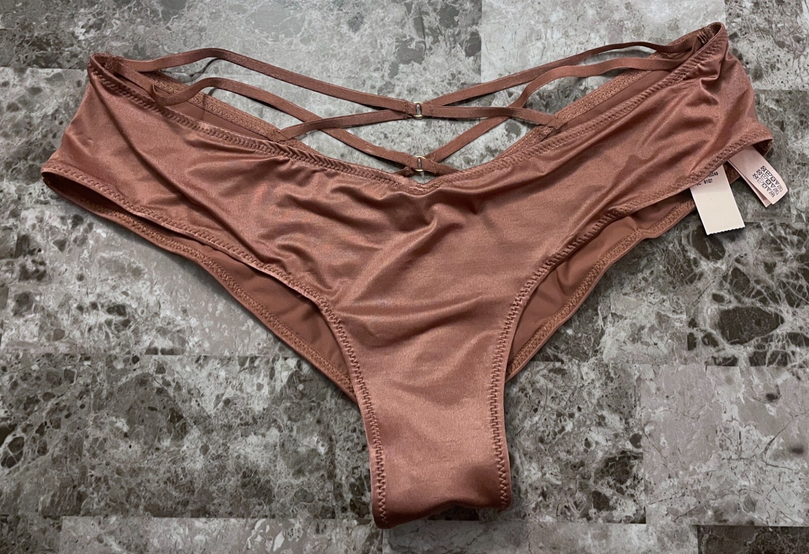 NWT VICTORIA’S SECRET MAUVE SATIN SMOOTH STRAPPY BACK HIGH LEG CHEEKY PANTIES