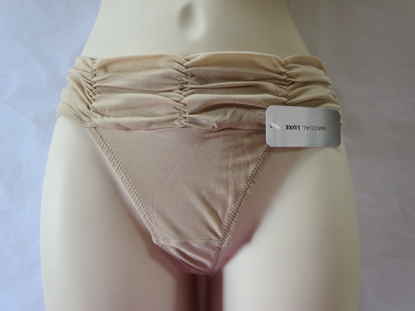 WACOAL LUXE THONG WOMEN’S PANTY, #54234, SMALL, BEIGE, NWT $45