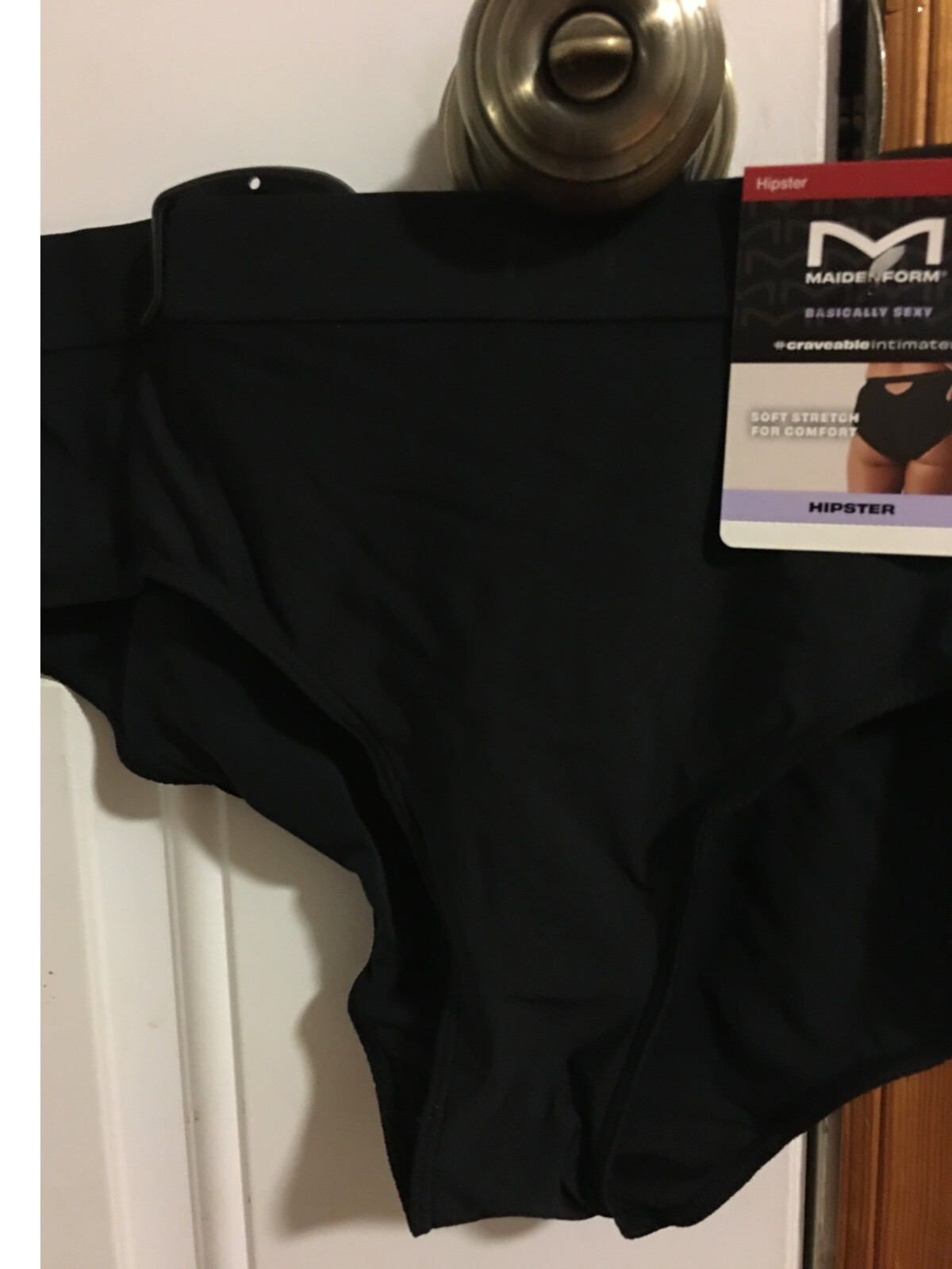 BRAND NEW WOMEN’S SIZE MEDIUM (6) MAIDENFORM MICROFIBER HIPSTER PANTIES