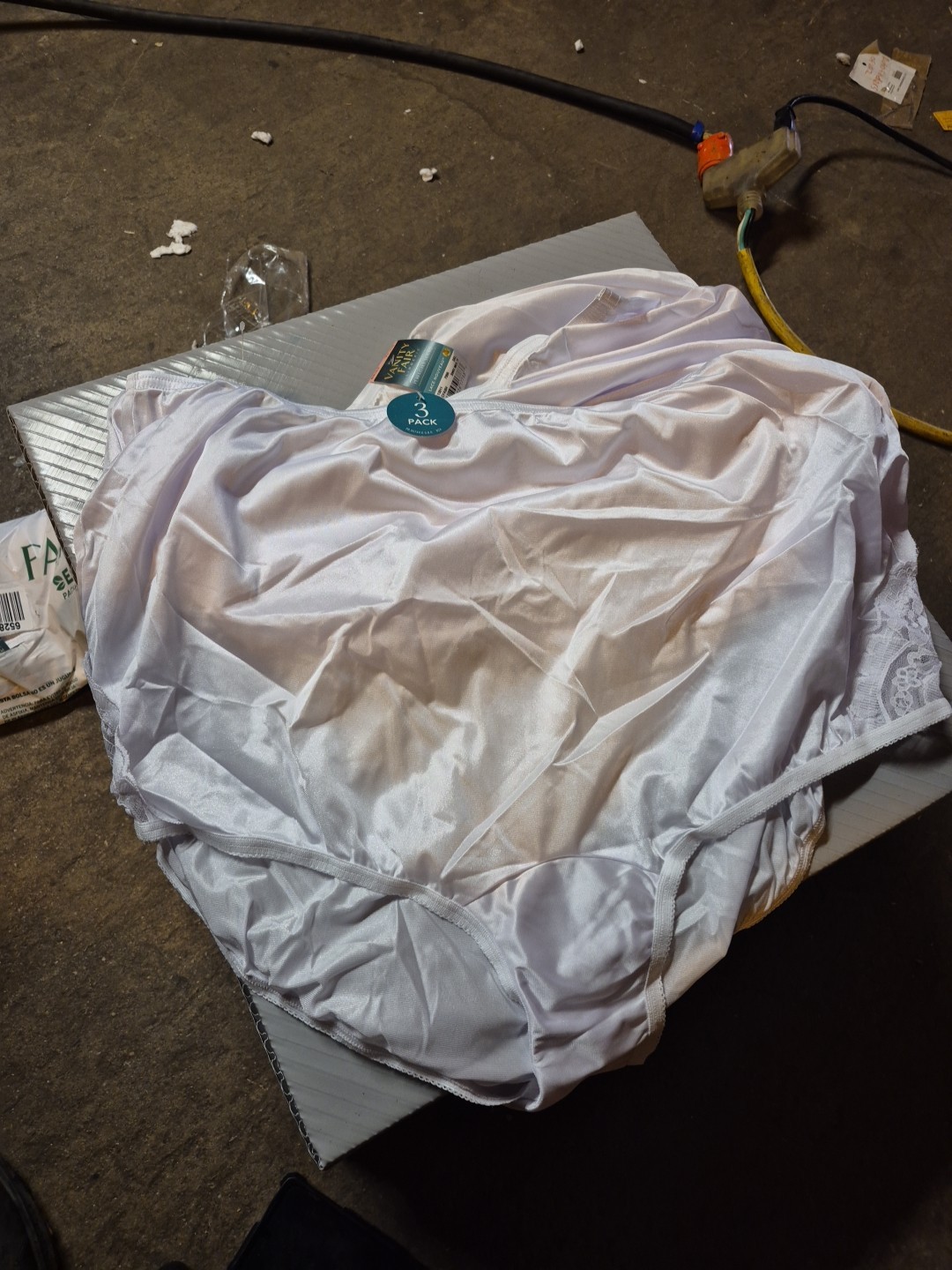 6 Pairs Of Vanity Fair Briefs 10/3xl Lavender(615)
