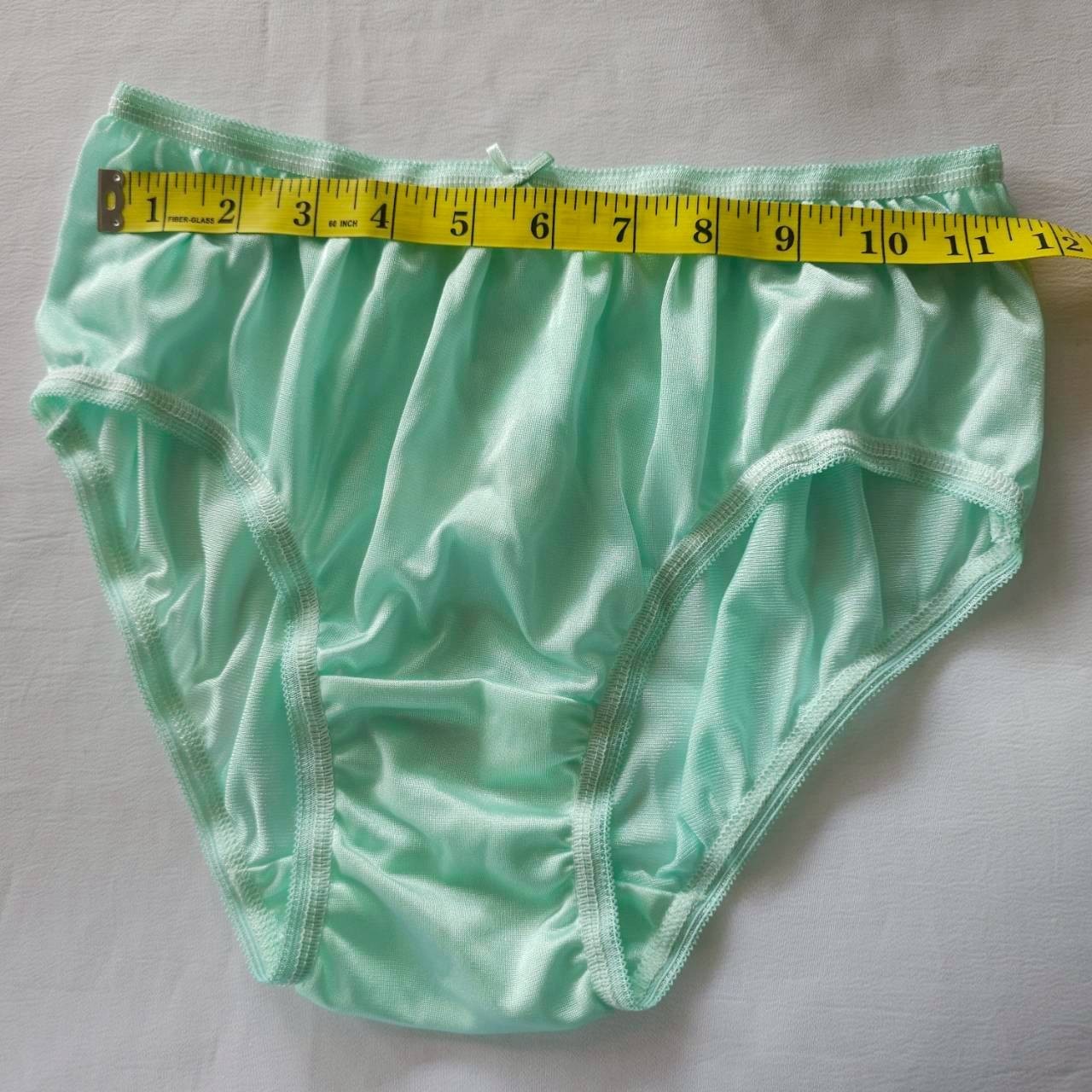 6pcs Bikini Women Underwear Light Nylon Panties Soft Briefs Hip 38″-42″ XL/Green