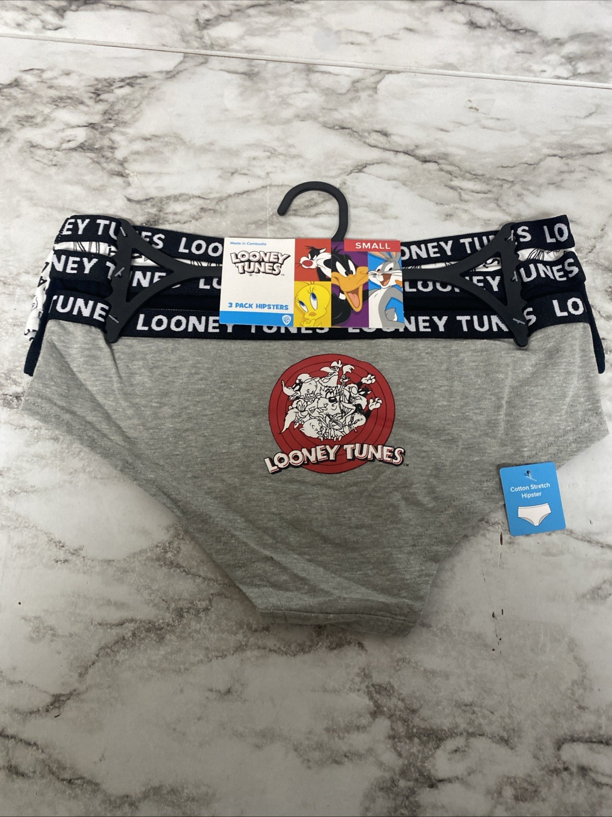 3 Pack Of NEW Looney Tunes Hipsters, Size Small
