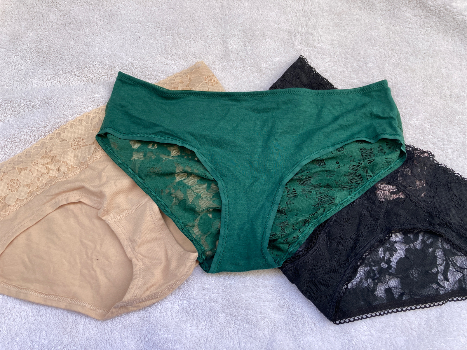 New 3PACK Victorias Secret Hiphugger/Hipster Panties Underwear Womens Sexy SizeM