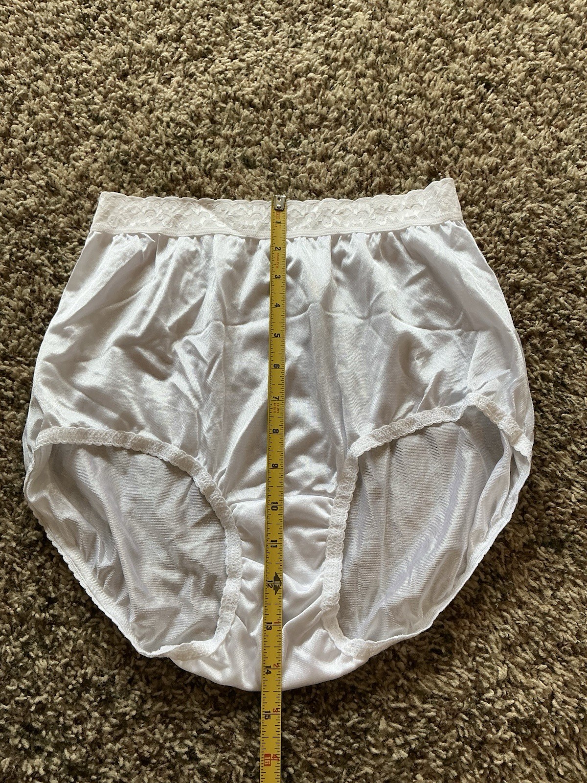 Hanes Her Way Satin Second Skin Style High Waisted Panties Size 9 White