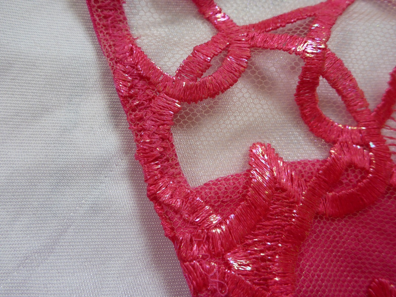 XL, Victoria’s Secret Dream Angel G-String, pink, foiled hearts on mesh, NEW