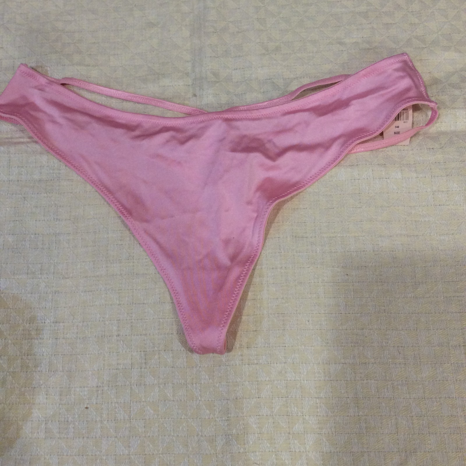 Vintage 2004 Victoria Secret Sweet Pink Strappy Back Bow V String Size L