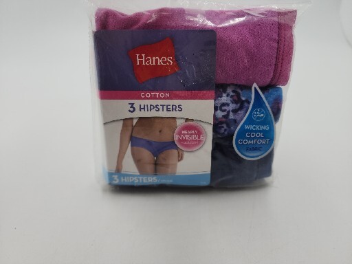 Hanes Women’s Cotton Hipsters 3 solid and a print size 5