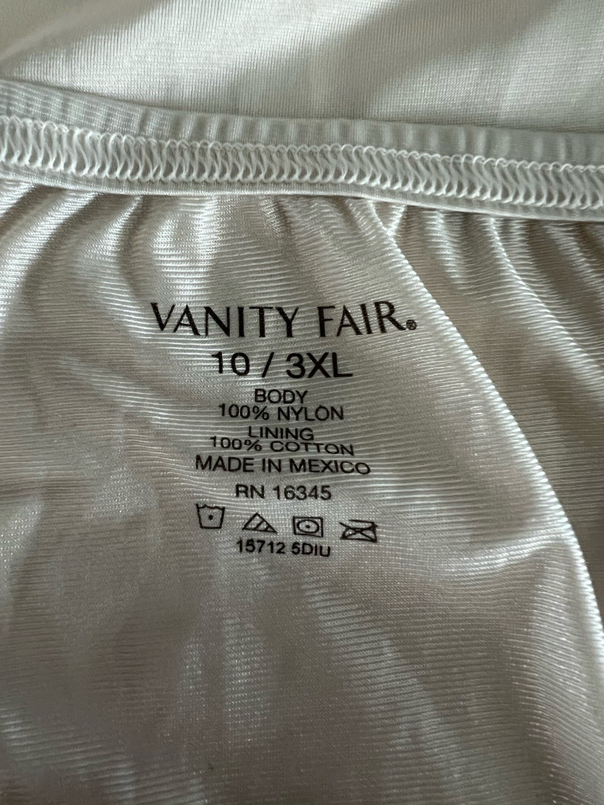 Vanity Fair Perfectly Yours Ravissant Tailored Brief 15712 Fawn 3XL Lot Of 2